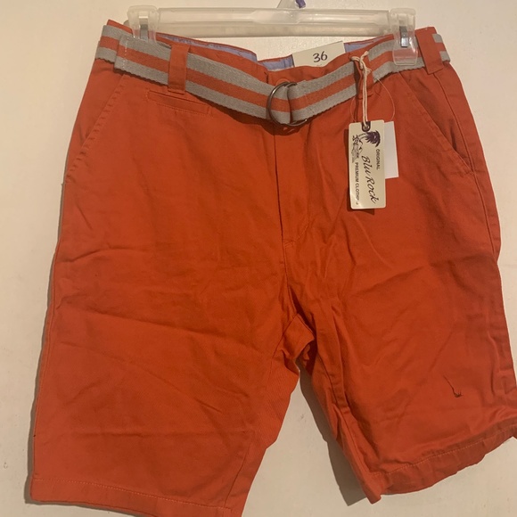 Men Shorts - Picture 1 of 2